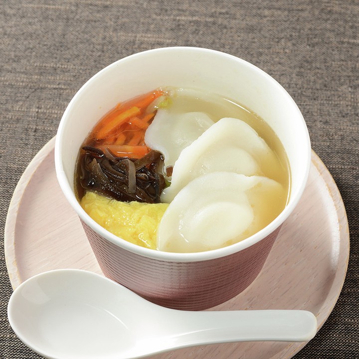 たんぱく質が摂れる もちもち餃子中華スープ〜春雨入り〜