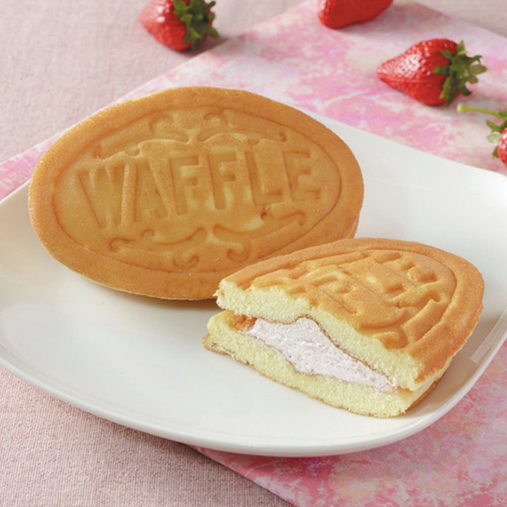 ふんわりワッフル いちごミルク ローソン ウチカフェ