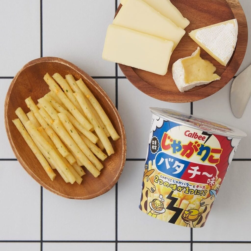 ローソン カルビー じゃがりこ チーズ じゃがバター バタチー LAWSON ローソンおかし ローソンおやつ コンビニおやつ 今日のおやつ おやつタイム おやつの時間 sweets instasweet sweetsgram dessert dessertgram instadessert japanesefood instagood foodstagram foodpics