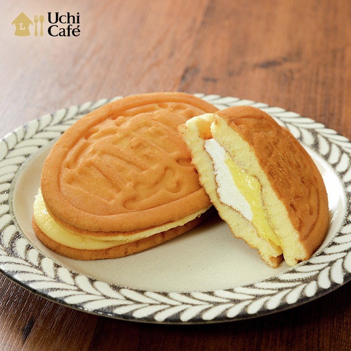 ふんわりワッフル カスタード＆ホイップ