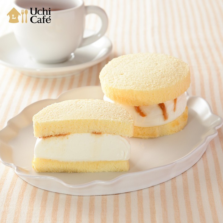 おもいきりクリームサンド with たんぱく質 キャラメルソース入