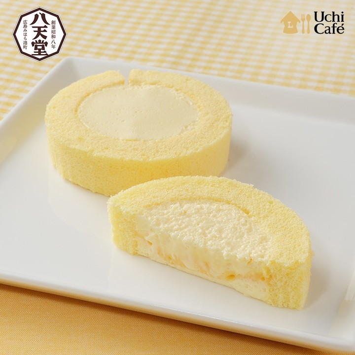 とろけるカスタードロールケーキ