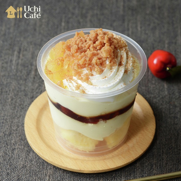 りんごとシナモンのカスタードパフェ