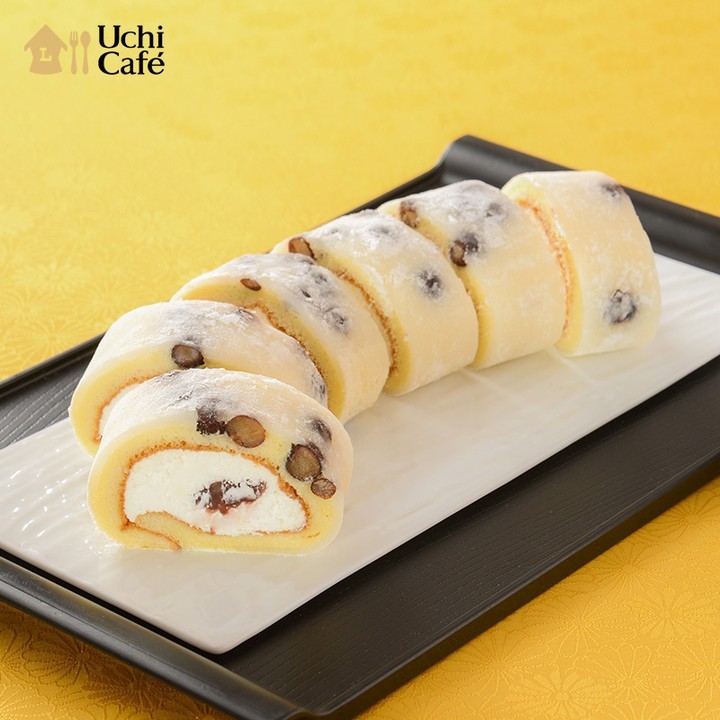 塩豆大福仕立てのもち食感ロール