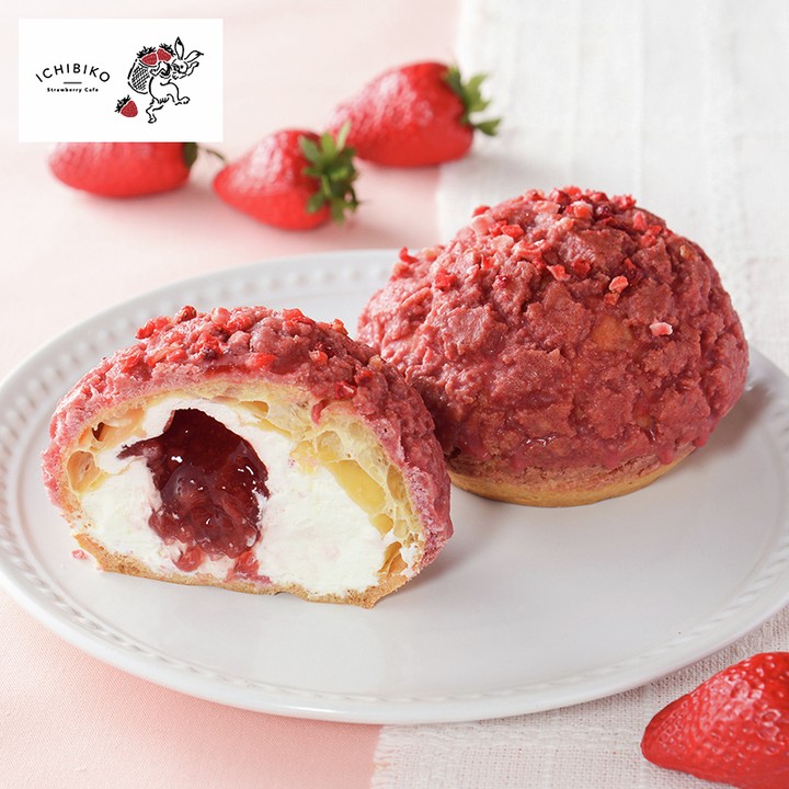 いちごのクッキーシュー
