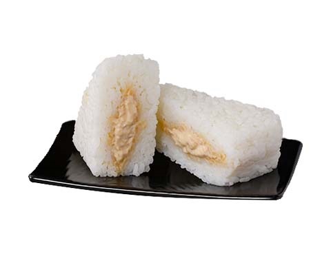大きなおにぎり ほぐしチキンマヨ