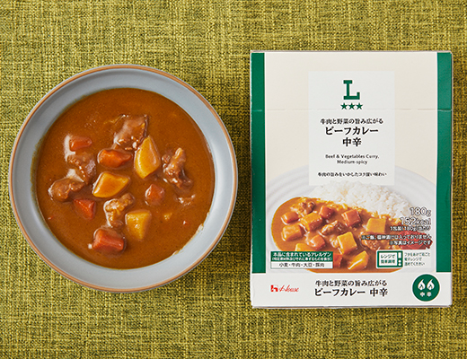 牛肉と野菜の旨み広がるビーフカレー 中辛