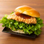 フリルレタス鶏竜田揚げバーガー